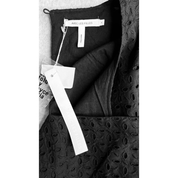 Avec Les Filles Eyelet Bell Sleeve Dress Size S Black Back Cutout NWT - Picture 14 of 16